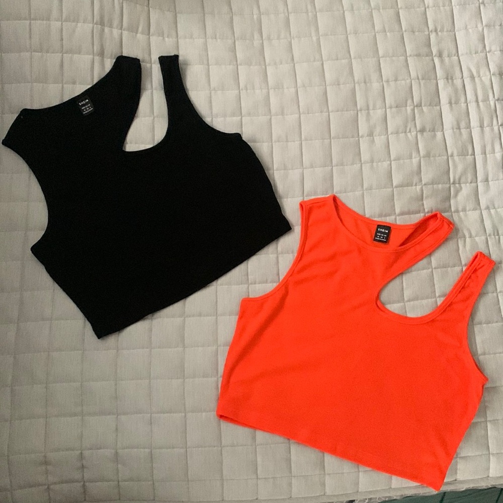 Partial shoulder cutout crop top